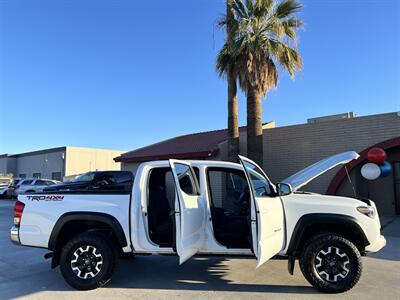 2017 Toyota Tacoma SR5 V6   - Photo 5 - Phoenix, AZ 85009