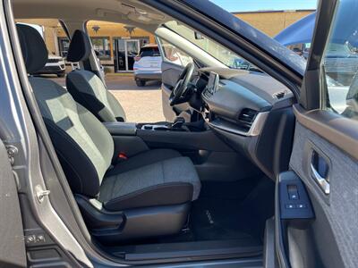 2021 Nissan Rogue SV   - Photo 8 - Phoenix, AZ 85009