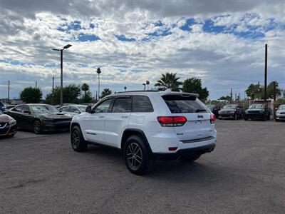 2017 Jeep Grand Cherokee Trailhawk   - Photo 15 - Phoenix, AZ 85009
