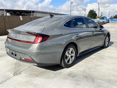 2021 Hyundai SONATA SE - Photo 6 - Phoenix, AZ 85009
