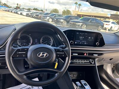 2021 Hyundai SONATA SE - Photo 11 - Phoenix, AZ 85009