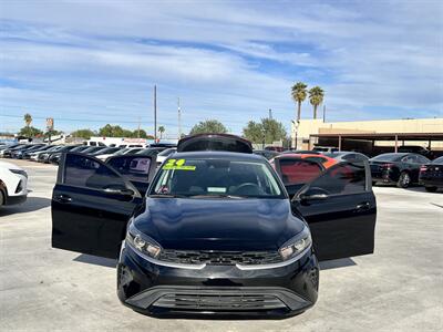 2024 Kia Forte LXS   - Photo 4 - Phoenix, AZ 85009