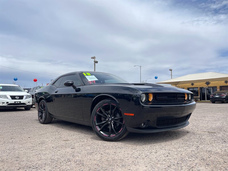 2018 Dodge Challenger SXT's photo