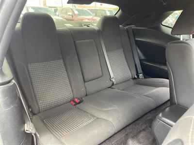 2018 Dodge Challenger SXT   - Photo 7 - Phoenix, AZ 85009