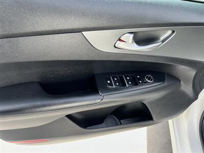 2020 Kia Forte LXS   - Photo 10 - Phoenix, AZ 85009