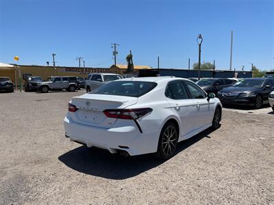 2021 Toyota Camry SE   - Photo 15 - Phoenix, AZ 85009