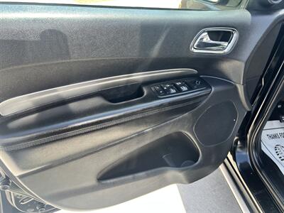 2017 Dodge Durango SXT   - Photo 11 - Phoenix, AZ 85009