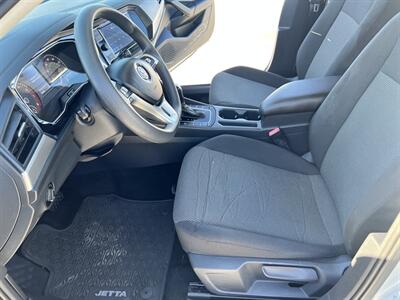 2019 Volkswagen Jetta R-Line   - Photo 7 - Phoenix, AZ 85009