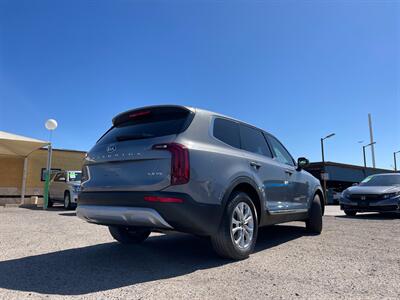 2021 Kia Telluride LX   - Photo 4 - Phoenix, AZ 85009