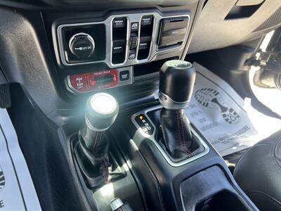 2018 Jeep Wrangler Unlimited Rubicon   - Photo 11 - Phoenix, AZ 85009