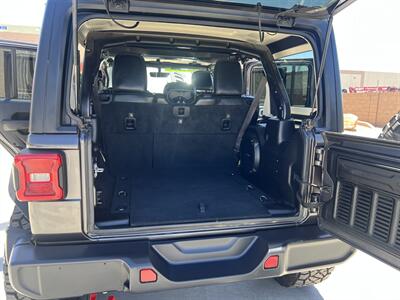 2018 Jeep Wrangler Unlimited Rubicon   - Photo 14 - Phoenix, AZ 85009