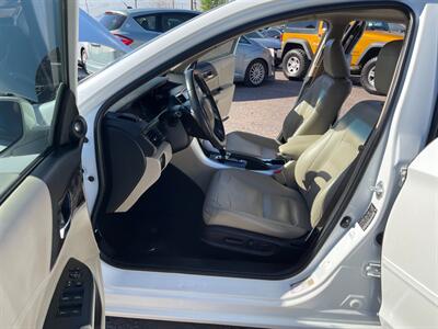 2017 Honda Accord Hybrid EX-L   - Photo 6 - Phoenix, AZ 85009