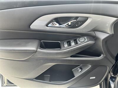2020 Chevrolet Traverse RS   - Photo 11 - Phoenix, AZ 85009