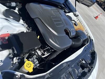 2017 Chrysler 300 C - Photo 16 - Phoenix, AZ 85009