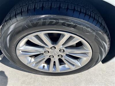 2017 Chrysler 300 C - Photo 17 - Phoenix, AZ 85009