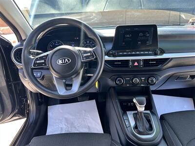 2020 Kia Forte LXS   - Photo 10 - Phoenix, AZ 85009