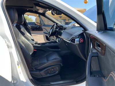 2017 Jaguar F-PACE 35t Prestige   - Photo 8 - Phoenix, AZ 85009