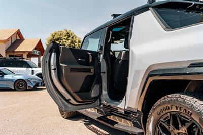 2024 GMC HUMMER EV 2X   - Photo 40 - Albuquerque, NM 87114