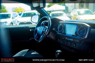 2022 Toyota Tacoma TRD Off-Road V6   - Photo 36 - Albuquerque, NM 87114