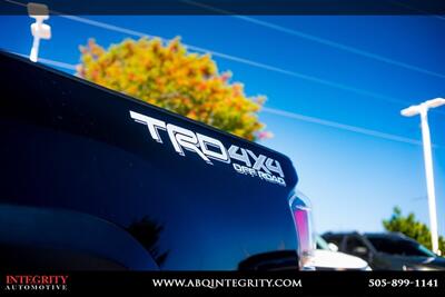 2022 Toyota Tacoma TRD Off-Road V6   - Photo 11 - Albuquerque, NM 87114