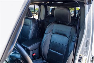 2020 Jeep Gladiator Overland   - Photo 13 - Albuquerque, NM 87114