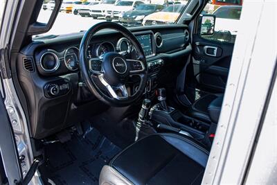 2020 Jeep Gladiator Overland   - Photo 11 - Albuquerque, NM 87114