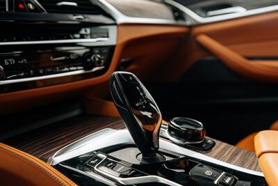 2023 BMW 5 Series 530i xDrive   - Photo 100 - Albuquerque, NM 87114