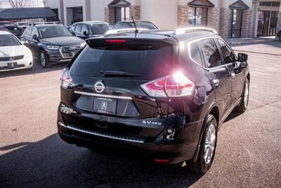 2016 Nissan Rogue SV   - Photo 10 - Albuquerque, NM 87114