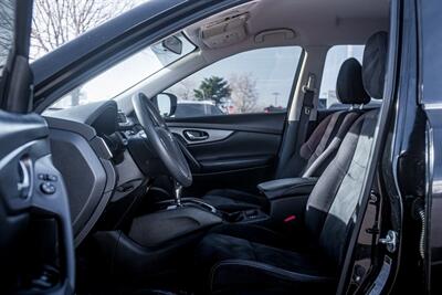 2016 Nissan Rogue SV   - Photo 12 - Albuquerque, NM 87114