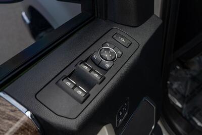 2017 Ford F-250 Super Duty Lariat   - Photo 19 - Albuquerque, NM 87114