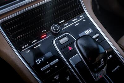 2018 Porsche Panamera   - Photo 24 - Albuquerque, NM 87114