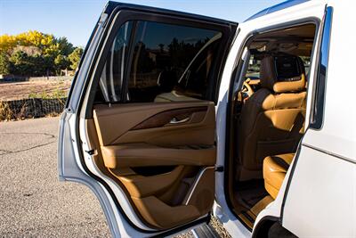 2016 Cadillac Escalade Platinum Edition   - Photo 24 - Albuquerque, NM 87114