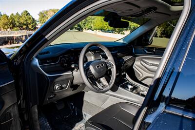 2024 Jeep Grand Cherokee Limited   - Photo 45 - Albuquerque, NM 87114