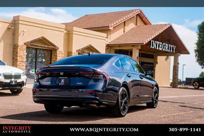 2023 Honda Accord Hybrid EX-L   - Photo 7 - Albuquerque, NM 87114