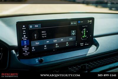 2023 Honda Accord Hybrid EX-L   - Photo 18 - Albuquerque, NM 87114