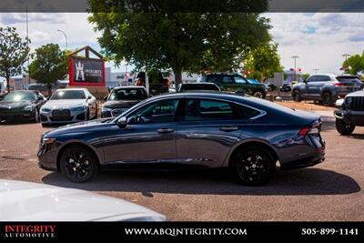 2023 Honda Accord Hybrid EX-L   - Photo 4 - Albuquerque, NM 87114