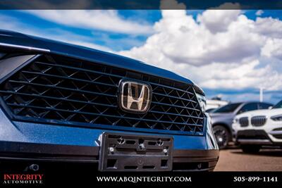 2023 Honda Accord Hybrid EX-L   - Photo 9 - Albuquerque, NM 87114
