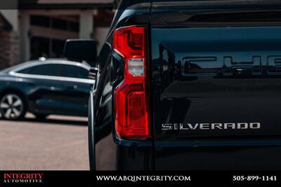 2022 Chevrolet Silverado 1500 ZR2   - Photo 17 - Albuquerque, NM 87114