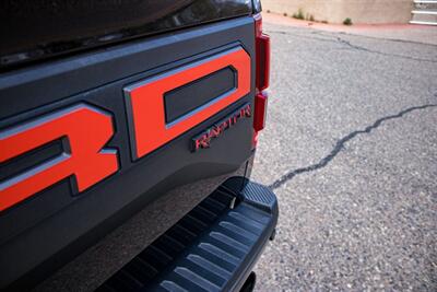 2019 Ford F-150 Raptor   - Photo 6 - Albuquerque, NM 87114