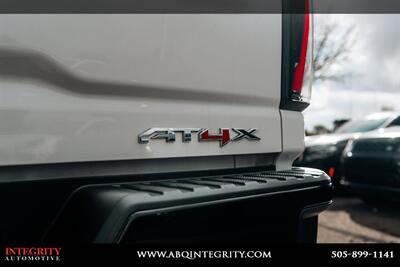 2025 GMC Sierra 2500HD AT4X   - Photo 16 - Albuquerque, NM 87114