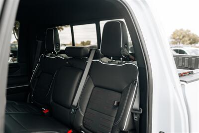2025 GMC Sierra 2500HD AT4X   - Photo 105 - Albuquerque, NM 87114