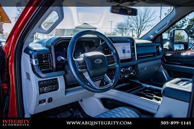 2024 Ford F-250 Super Duty Limited   - Photo 14 - Albuquerque, NM 87114