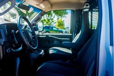 2022 Chevrolet Express Work Van Cargo   - Photo 11 - Albuquerque, NM 87114