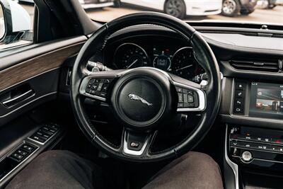 2018 Jaguar XF Sportbrake S   - Photo 30 - Albuquerque, NM 87114