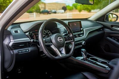 2023 Nissan Altima 2.5 SR   - Photo 15 - Albuquerque, NM 87114
