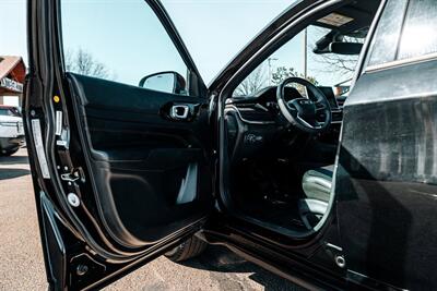 2023 Jeep Compass (Red) Edition   - Photo 13 - Albuquerque, NM 87114