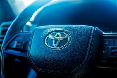 2024 Toyota Tundra SR5   - Photo 19 - Albuquerque, NM 87114