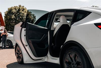 2025 Tesla Model Y Long Range   - Photo 32 - Albuquerque, NM 87114