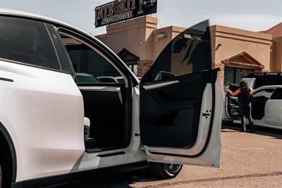 2025 Tesla Model Y Long Range   - Photo 42 - Albuquerque, NM 87114