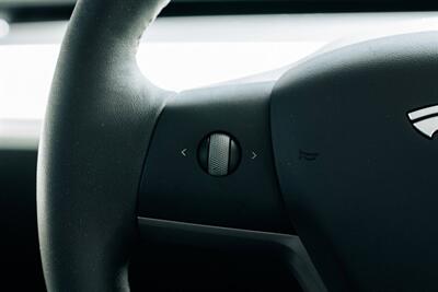 2025 Tesla Model Y Long Range   - Photo 25 - Albuquerque, NM 87114